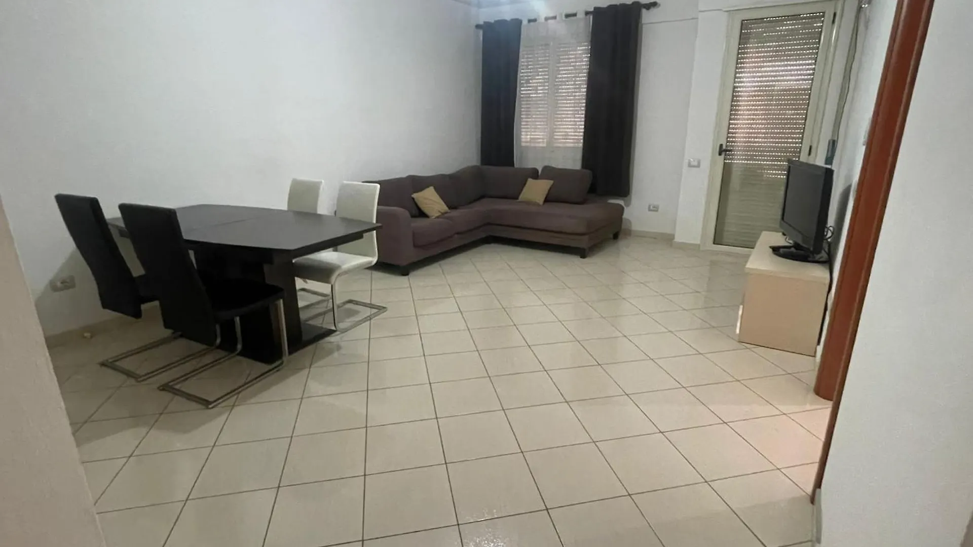 Apartments Ea Vlore